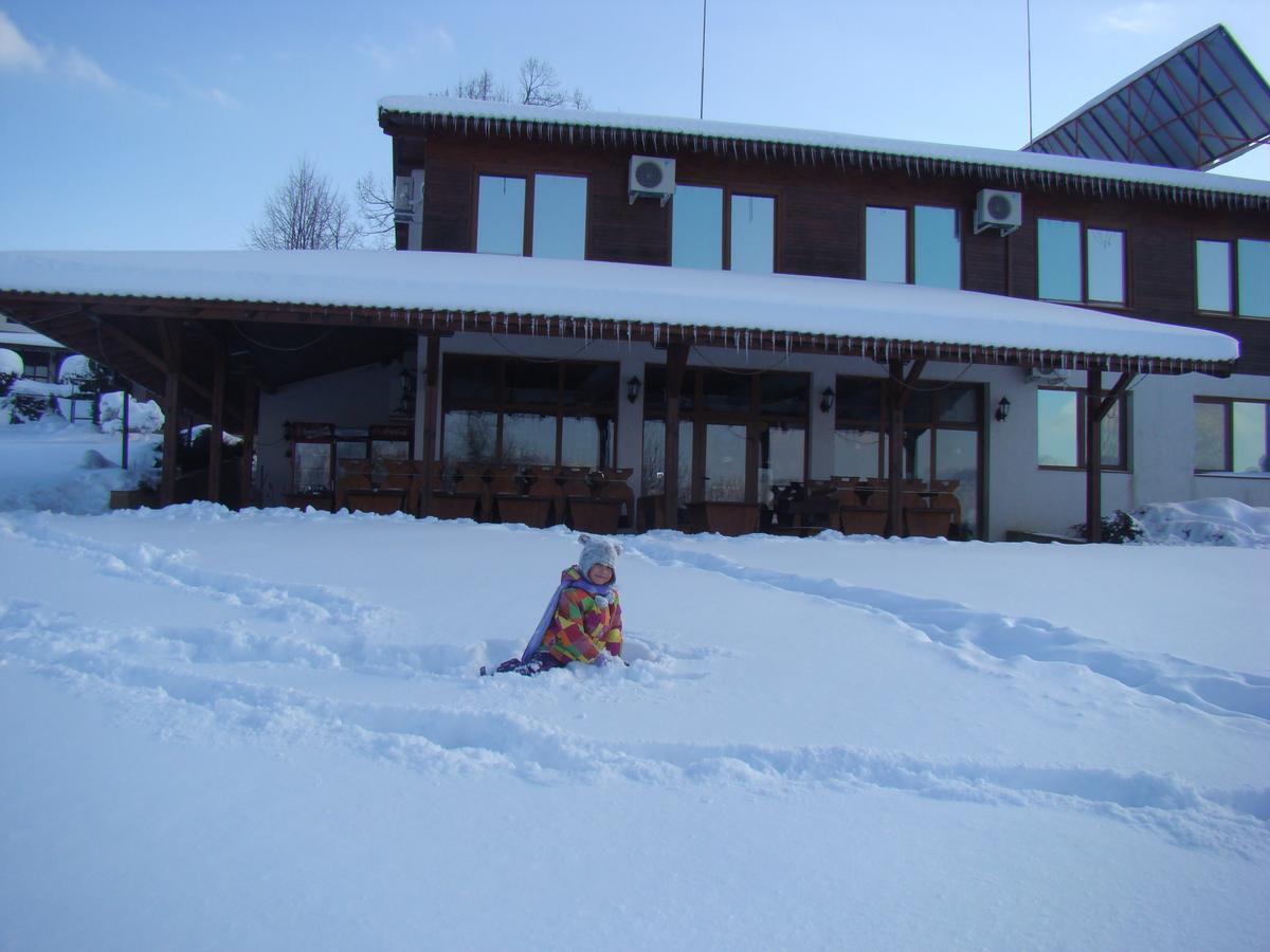 Complex Pristan In The Mountain Hotel Shilkovtsi Eksteriør billede